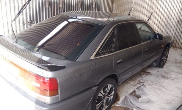 Продаю мазду надо собрать двигатель и все,