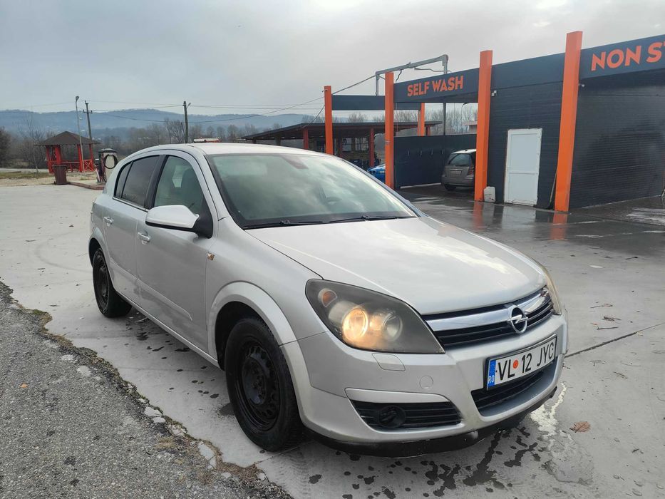 Opel Astra H - Motor 1.4 Benzină - DISTRIBUȚIE PE LANȚ