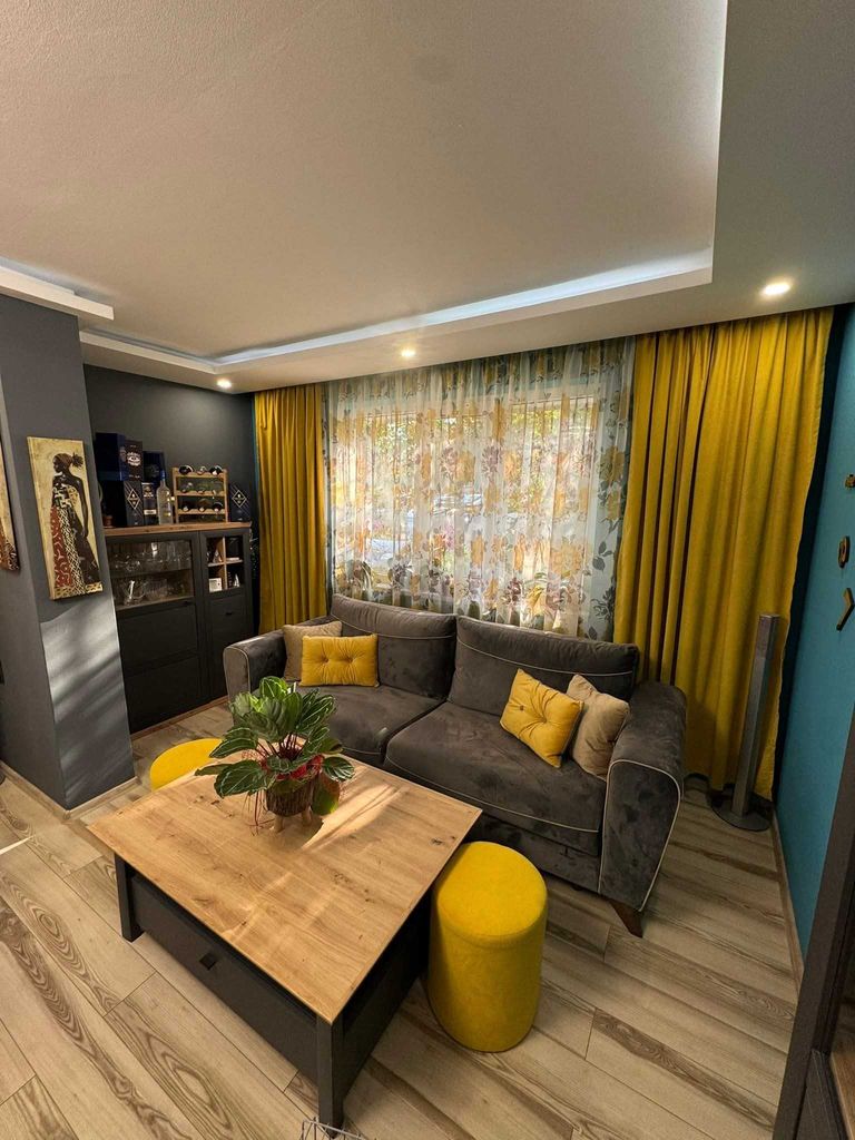 Продава се Четиристаен апартамент в Търговище, Вароша - 130 кв.м за 1314 €/кв.м - Снимка #4