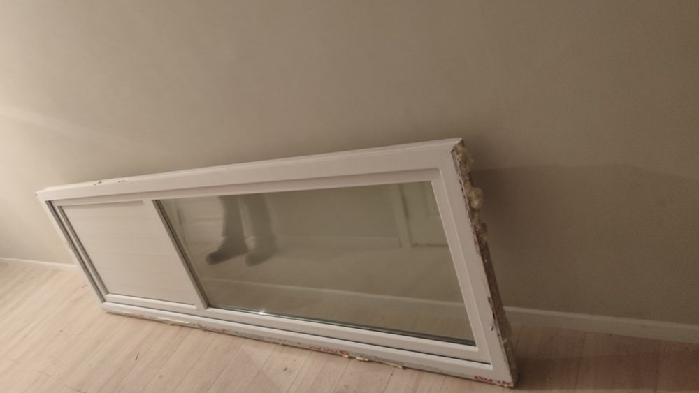 Есік, Дверь пластиковый