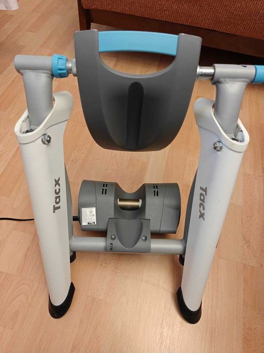 Home trainer Tacx Vortex Smart + Anvelopa trainer tacx