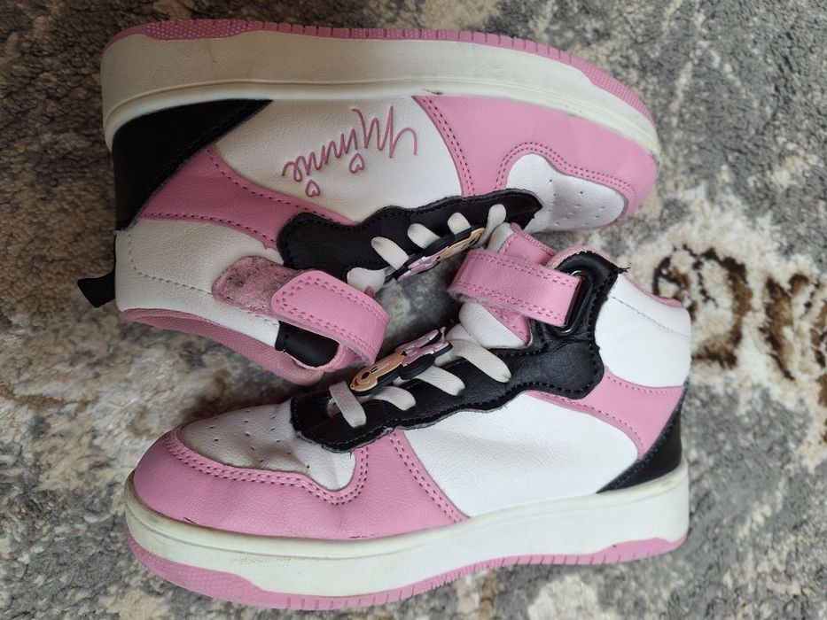 Vand încălțăminte nr 32