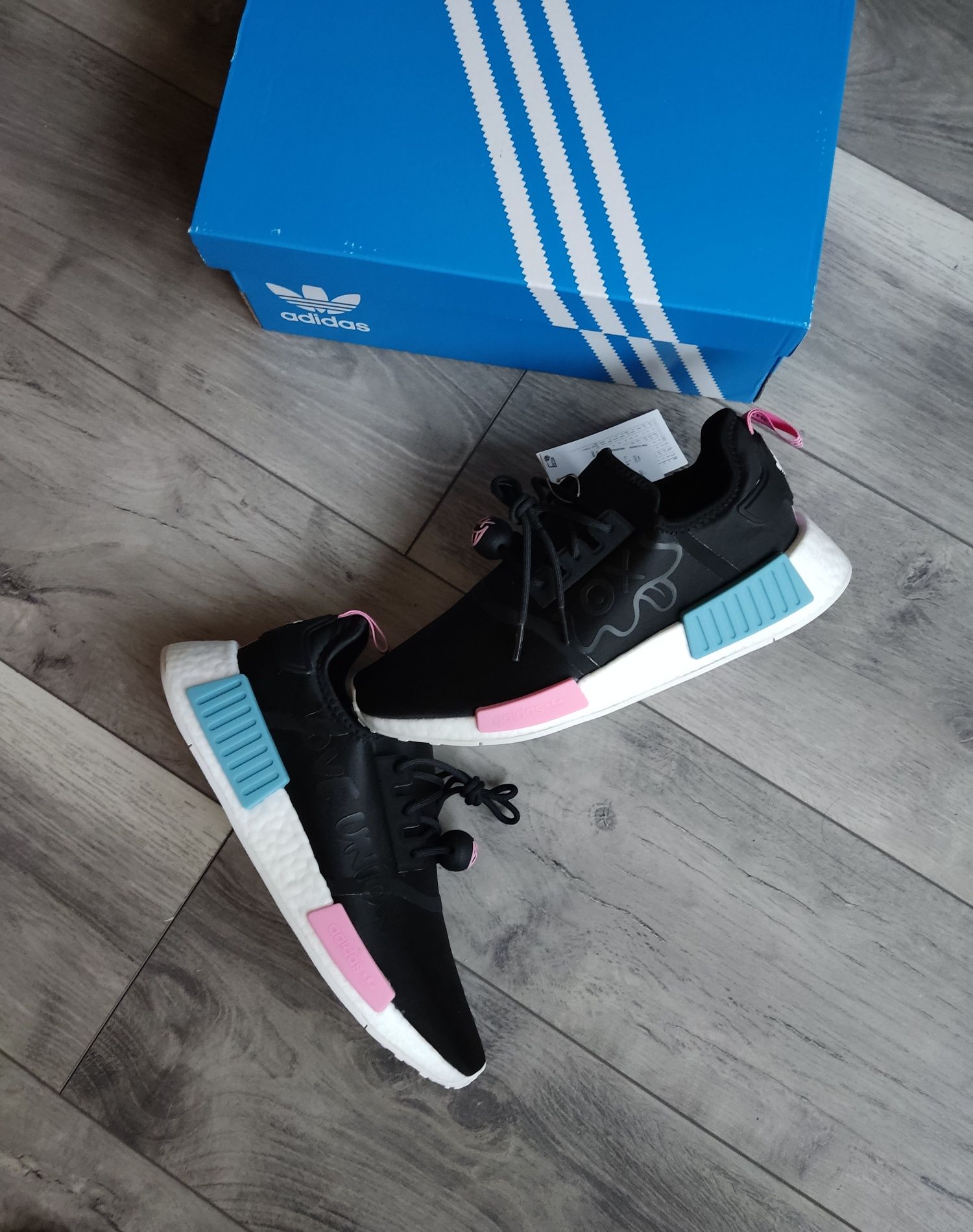 Adidas NMD R1 x Andre Saraiva