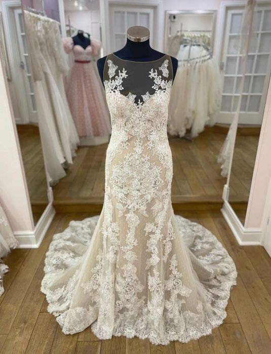 Pronovias сватбена рокля