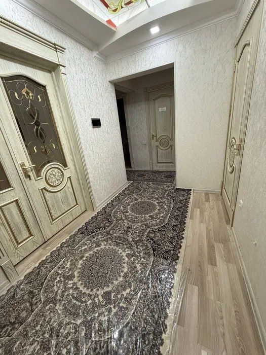 Срочно продается 4/1/4 квартира с подвалом в Шайхонтуре 90м² 125000$