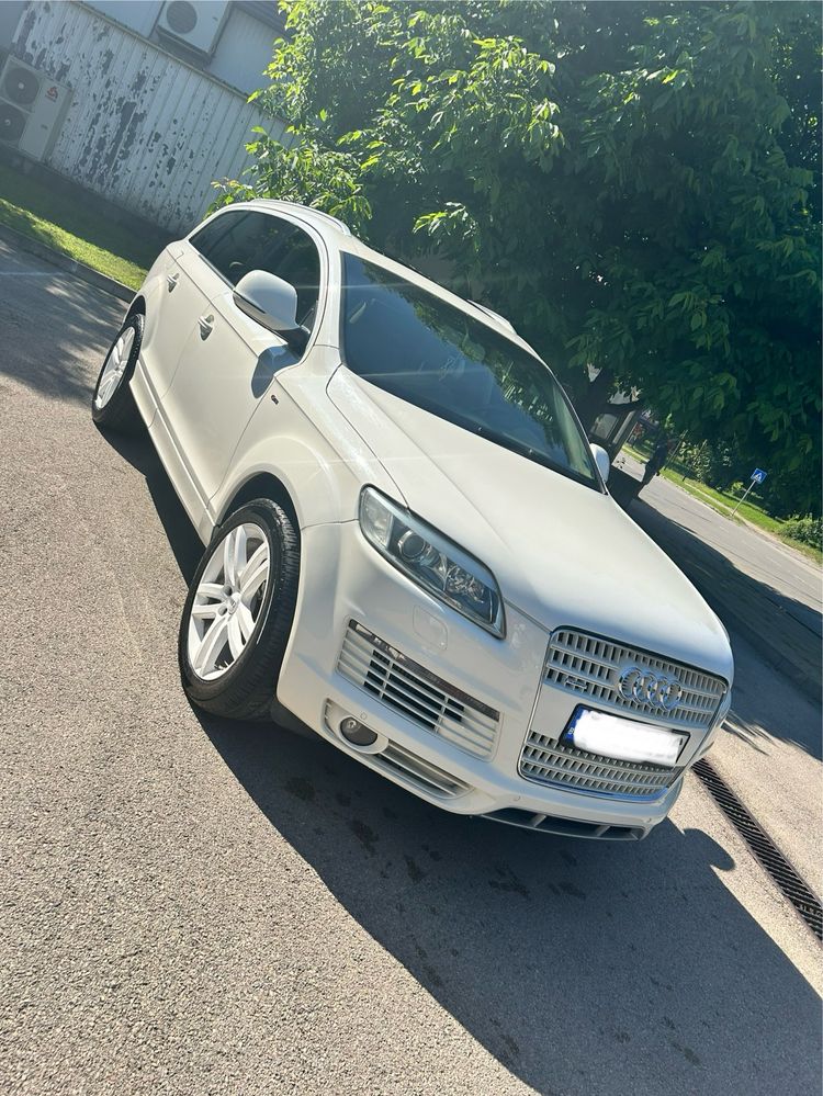 Audi Q7 quattro 3,0 tdi