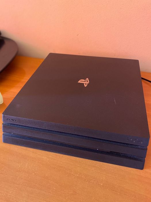 Playstation 4 pro 1 tera