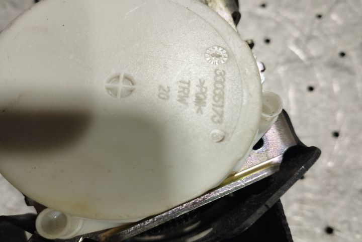 Centura siguranta spate mijloc 33061256 BMW Seria 5 E60/E61