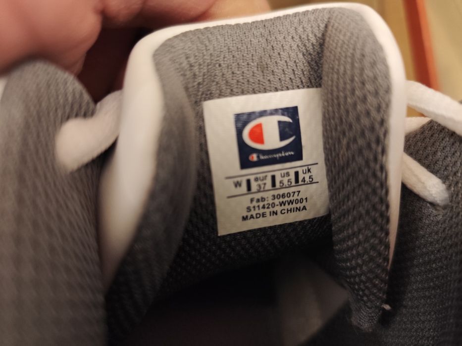 Маратонки 37 номер