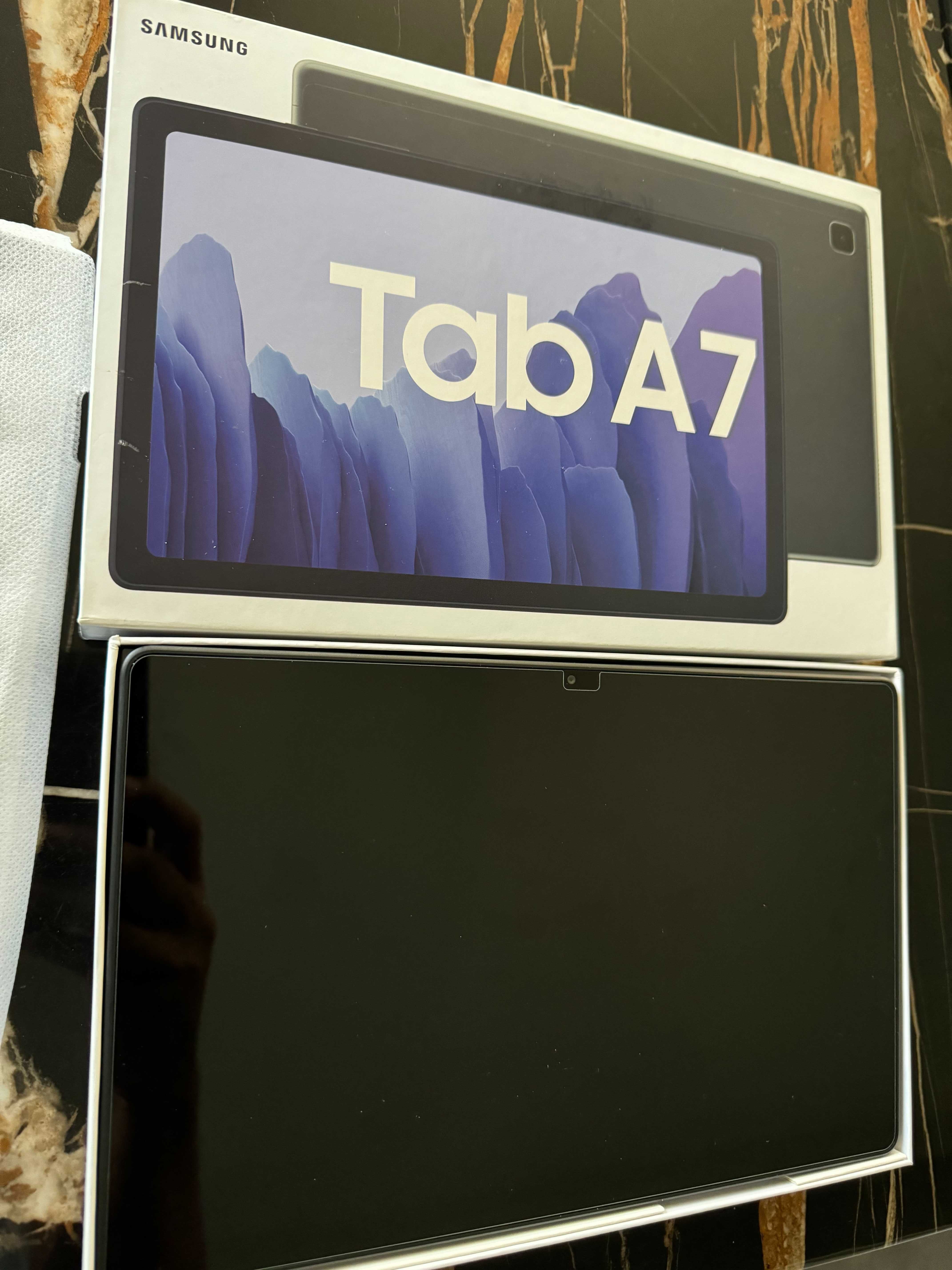 Таблет Samsung Galaxy Tab A7 Octa-Core  10.4" 3GB RAM 32GB  Wi-Fi