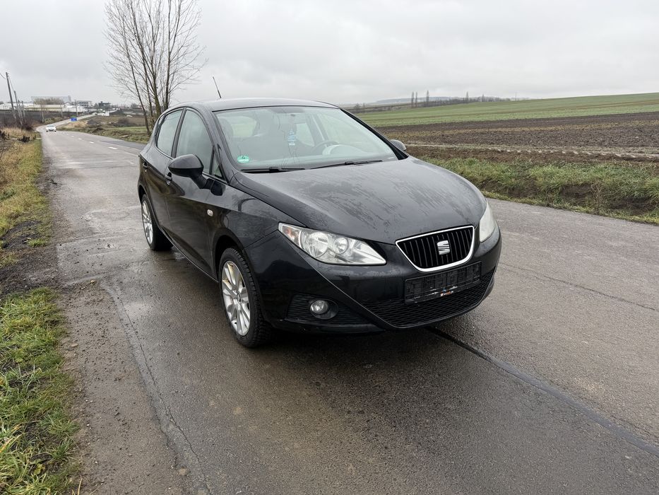 Seat ibiza 2012 motor1400 benzina