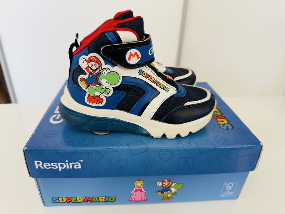 Обувки Geox, Super Mario светещи