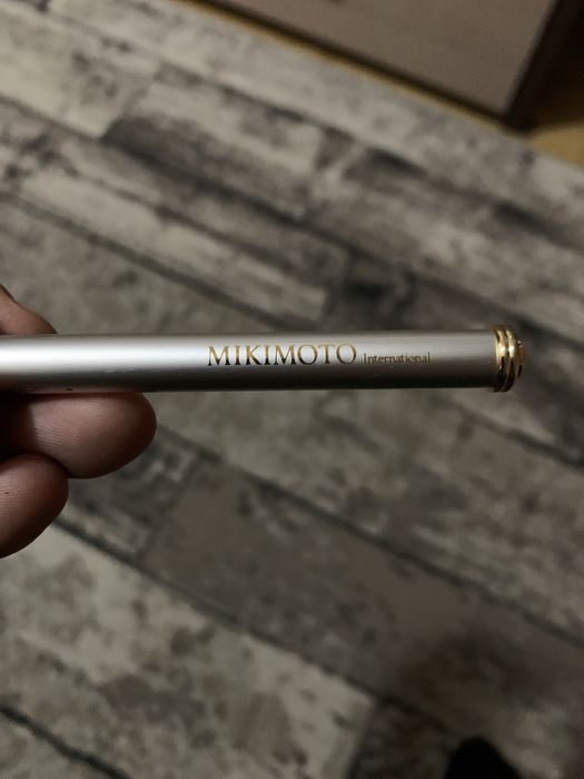 Pix Sony , Mikimoto internațional