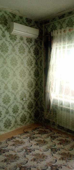 1 xonali kvartira sotiladi