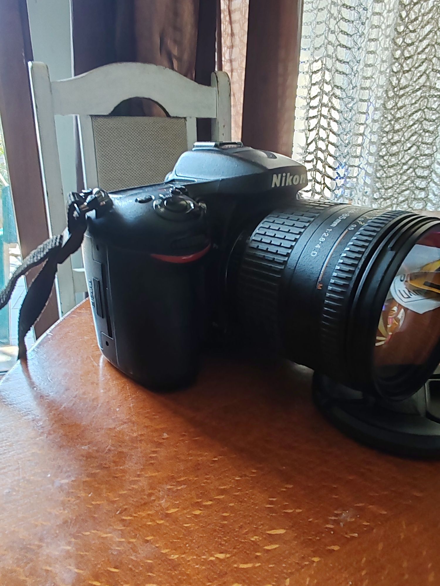 Nikon ď7000 + nikor AF 24 - 85mm f2.8-4