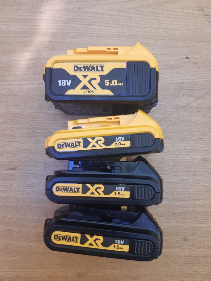 Acumulatori li ion Dewalt 2 si 5A noi originali