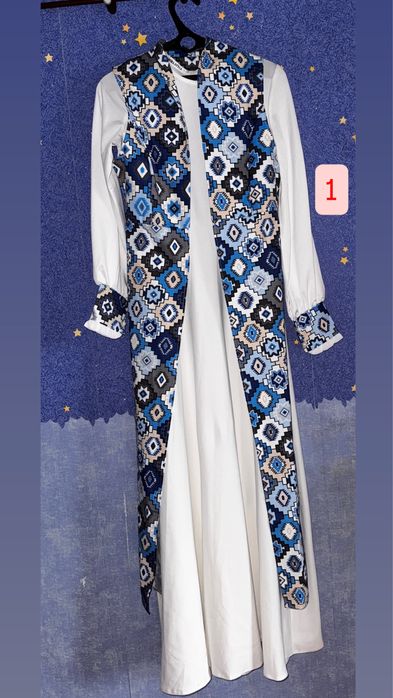 Продам Платья и шапан размер 44-46