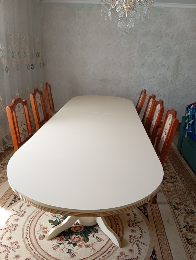 Овальный стол, 3,5 метр при собранном виде 3метра