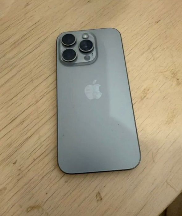 Iphone 15 pro 256 gb