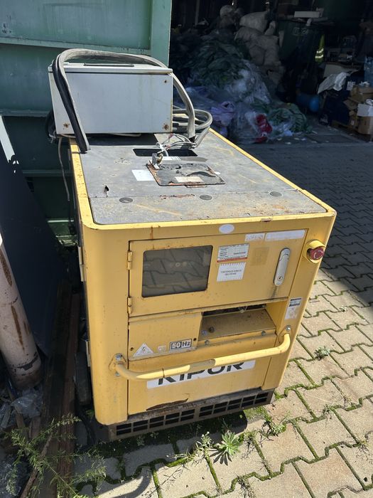 Generator trifazic diesel clasic fara electronica Kippor 13kw