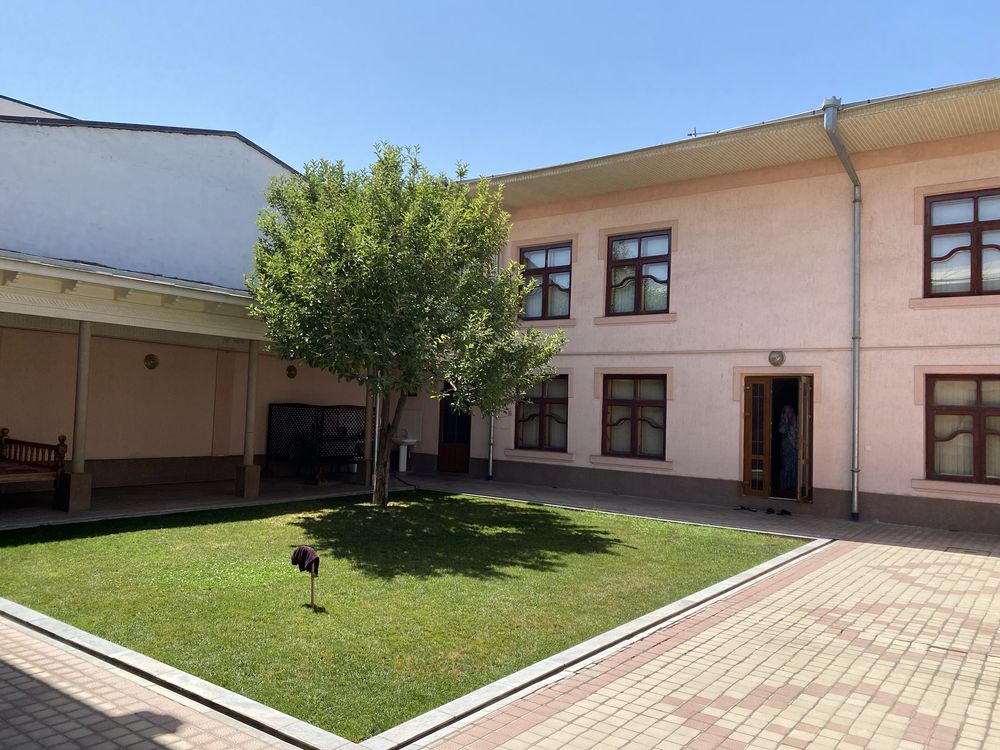 Продаеться дом в Якка Сарайском районе Мукумий махаля.