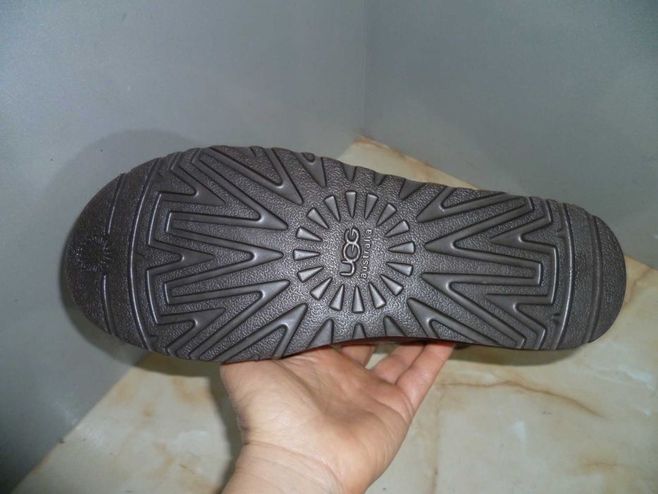 UGG оригинални ботуши №40