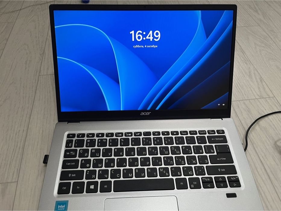 Продам Ноутбук Acer Swift 1