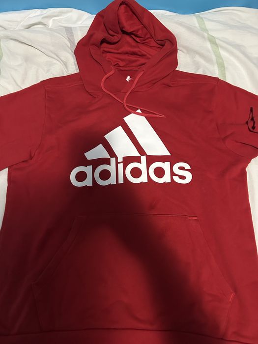 Суичър на Adidas