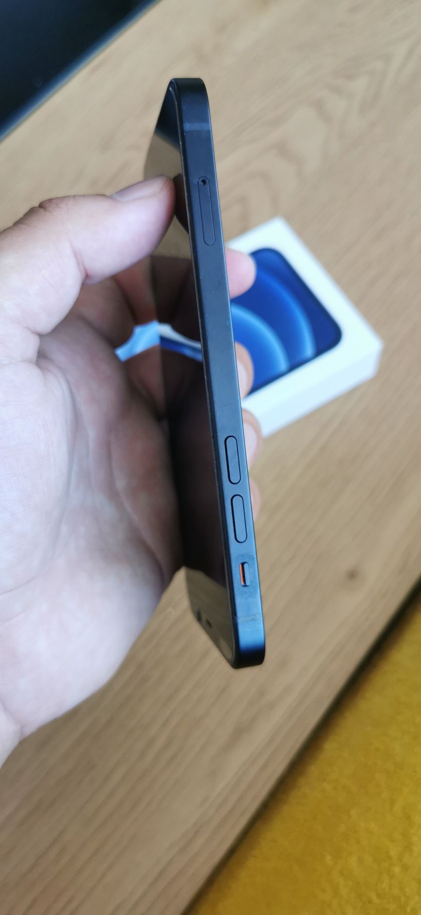 Iphone 12 Black - 96% батерия