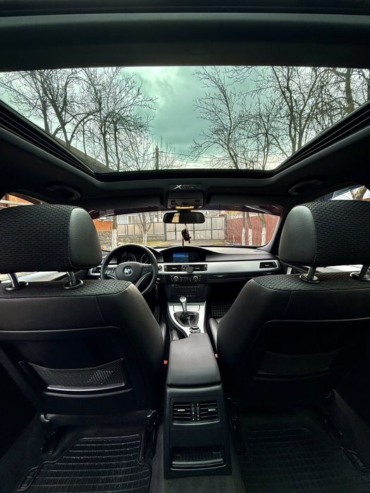 BMW Seria 3 E 91 FL 320d Touring xDrive