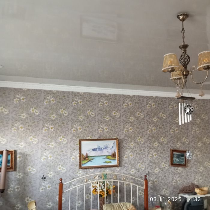 Бука шахриши центррида жой сотилади.