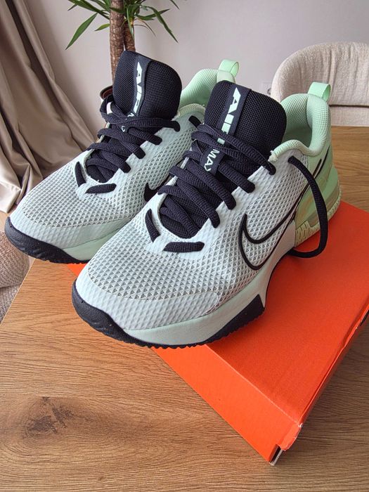 Маратонки Nike Air Max Alpha Trainer 6
