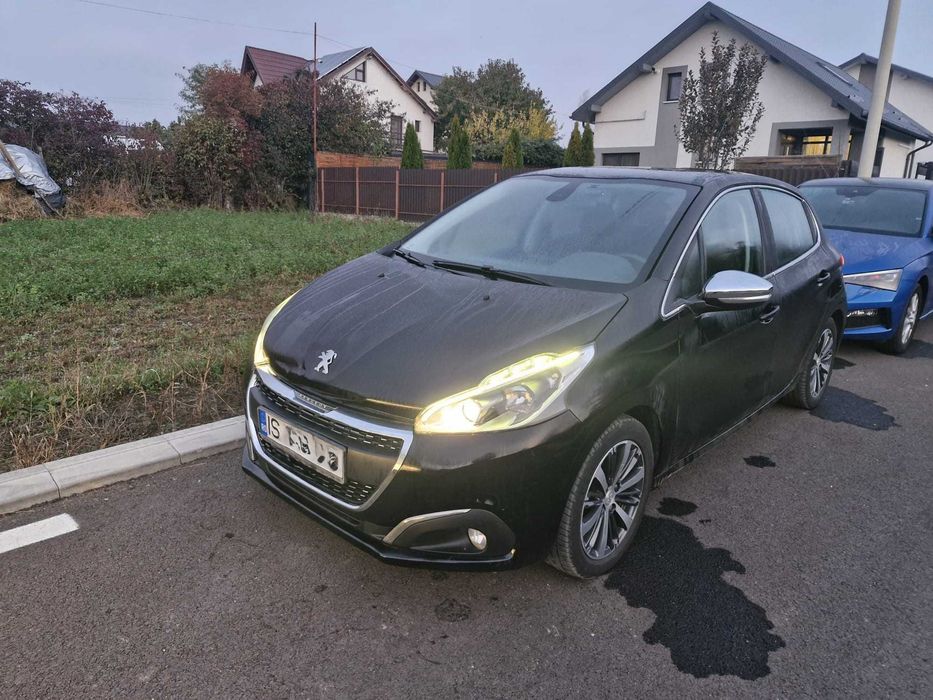 Peugeot 208 1.2 PureTech Allure 2017