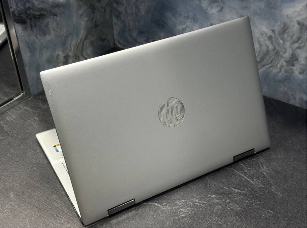 HP pavilon x360 i5