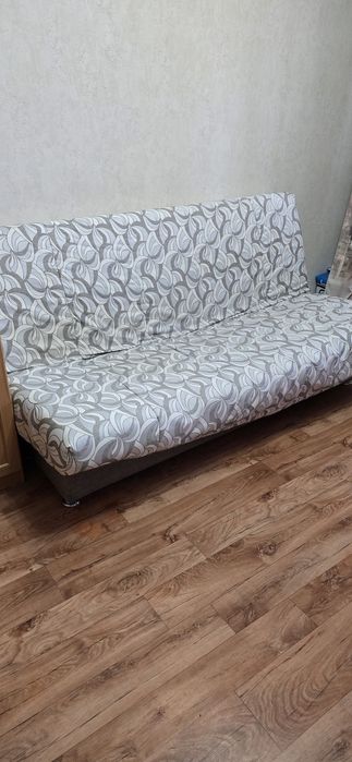 Продам диван, бу