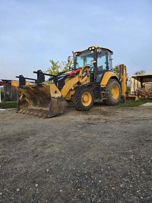 Inchiriez buldoexcavator pentru dezapezit