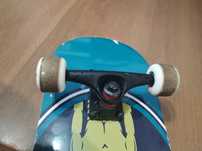 vând skateboard și penny board
