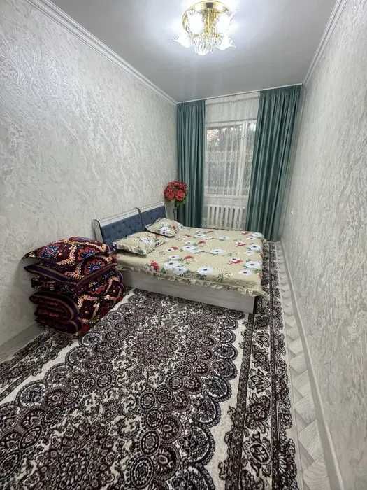 Б4  Сдаётся квартира 2/1/4 на Мирзо-Улугбеке, ор-р Карасу!