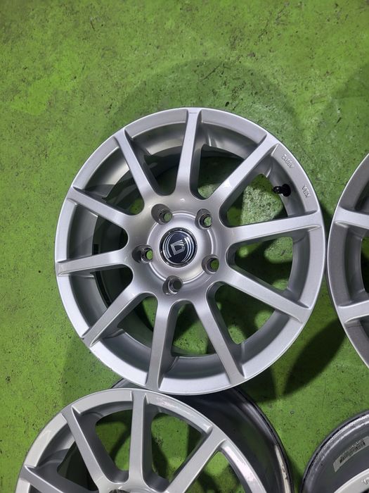 15 5x114.3 лети джанти 5х114.3