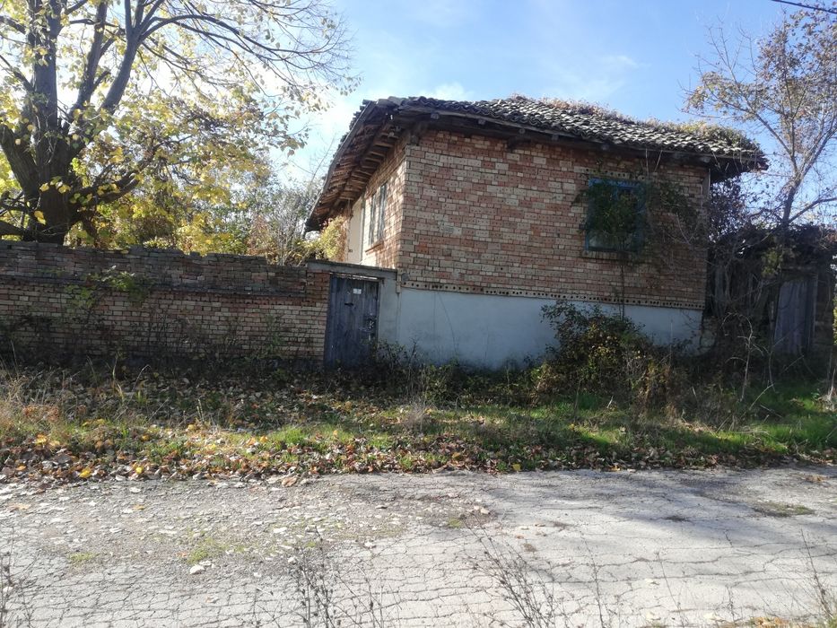 Продава се Къща в с. Хърсово, Област Шумен - 70 кв.м за 715 €/кв.м - Снимка #2