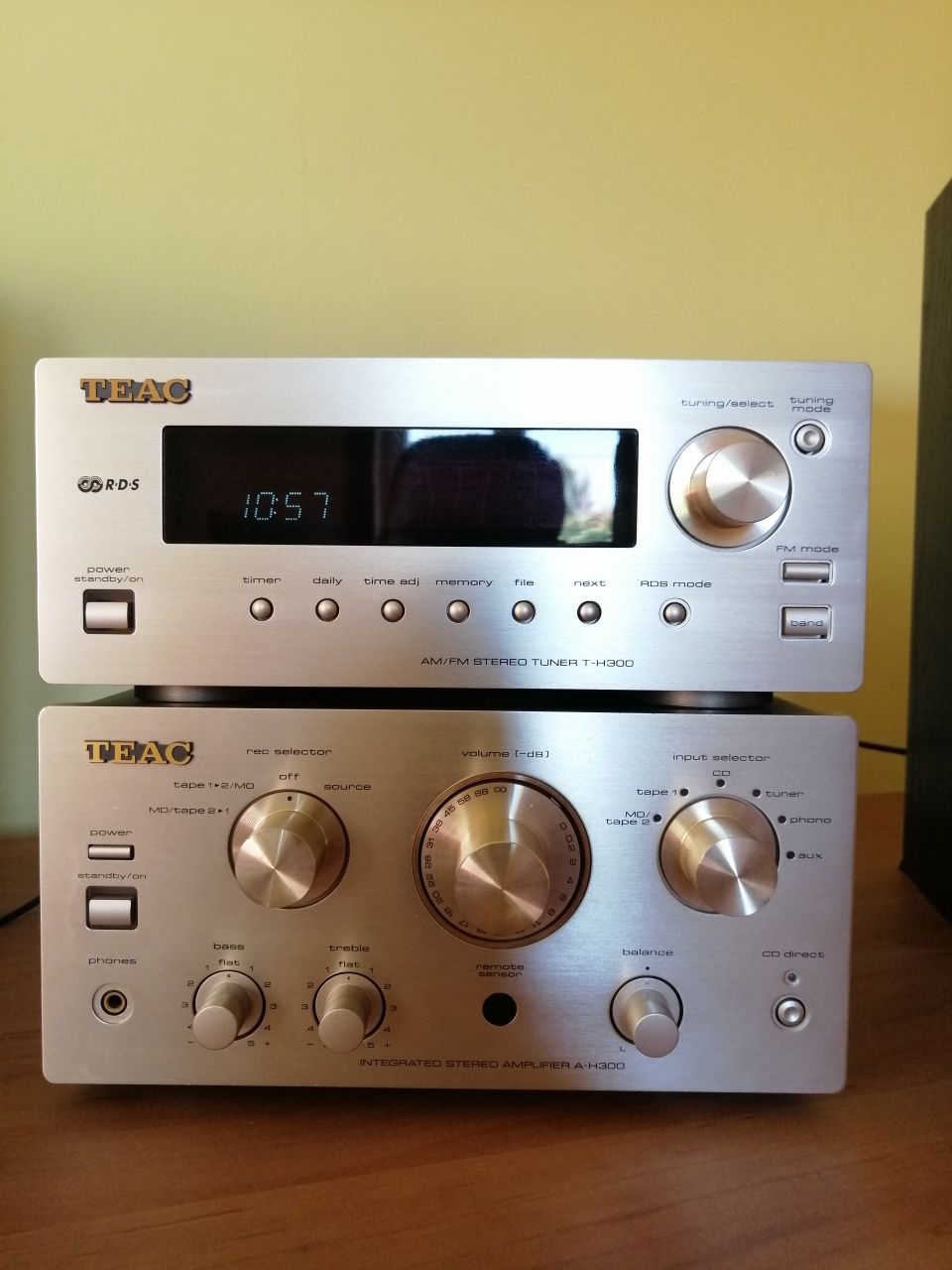 Amplificator + Tuner Teac + Boxe Infinity