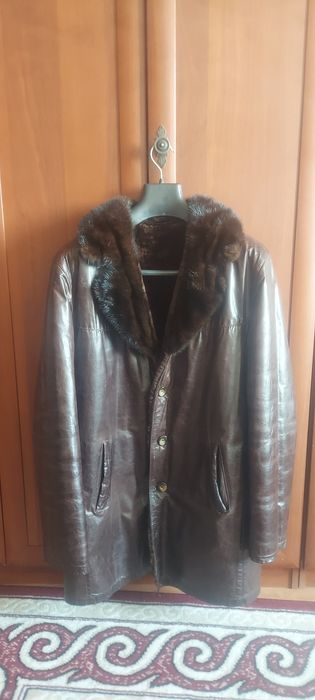Продам кожаную дубленку