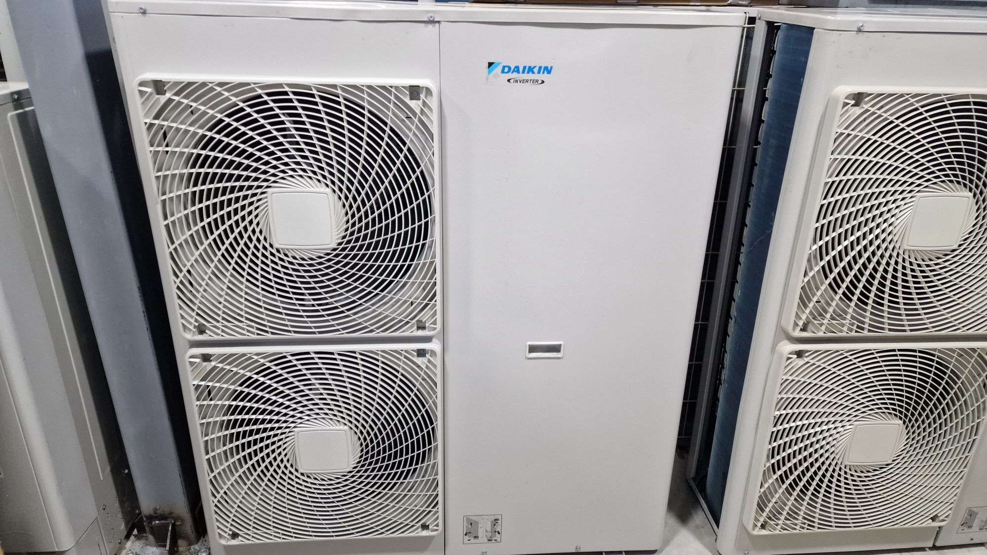 Нова Термопомпа Daikin Altherma 11kw 14kw 16kw отлично работеща