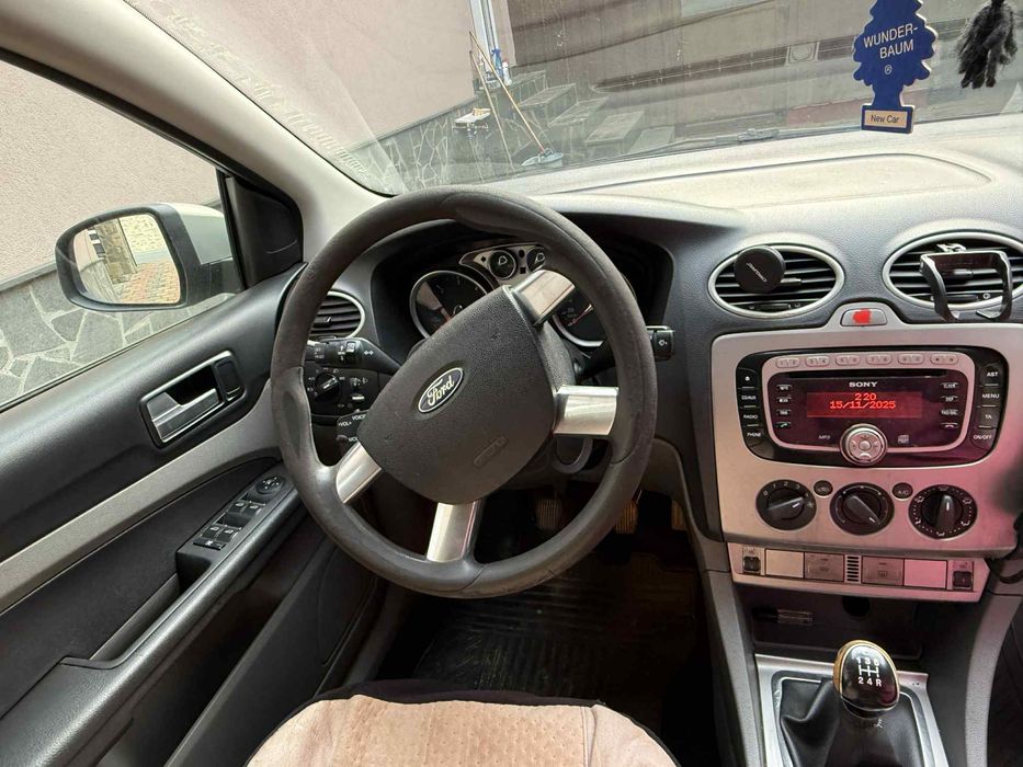 Ford focus 2010