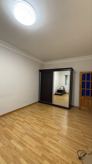 3*хонали янги квартира арендага куйилади, жуда зор локацияда жойлашган