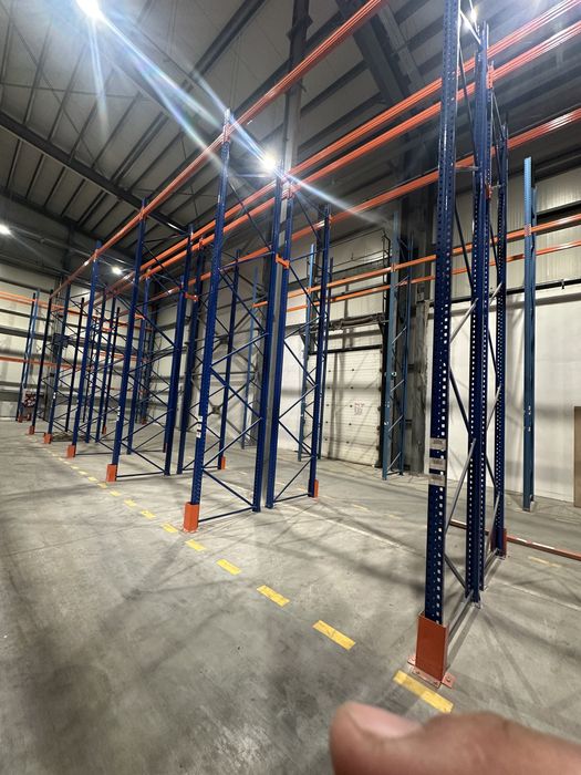 Rafturi  metalice in stoc