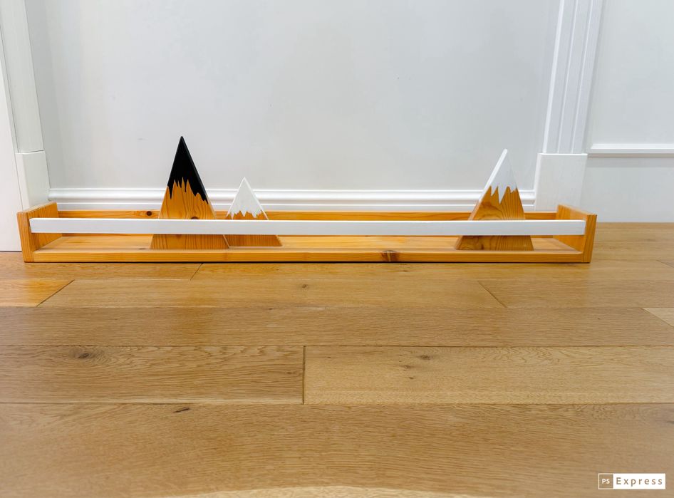 Рафт за декорация и книги