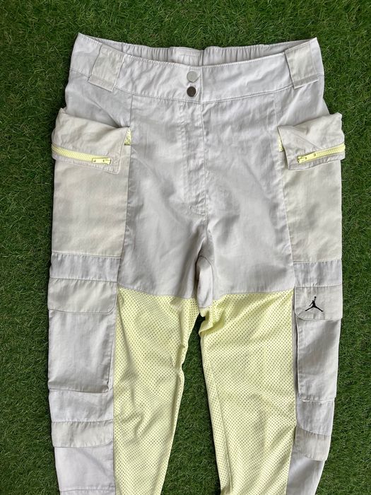 Дамски спортен панталон : Nike Jordan Heatwave Utility Pants S