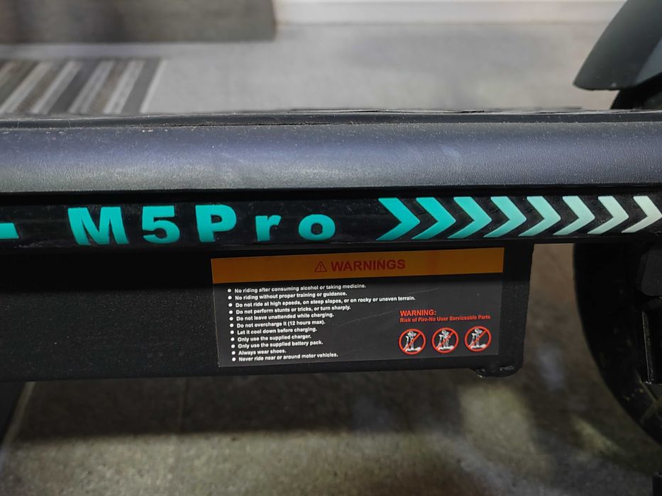 Trotineta electrica BOGIST M5 Pro Magazin CashGen Xiaomi Thunder