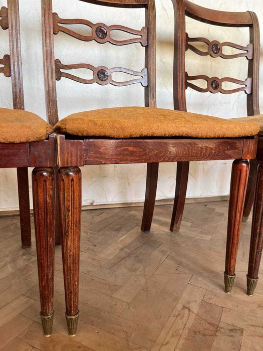 Старинна, антична, ретро разтегателна маса със столове